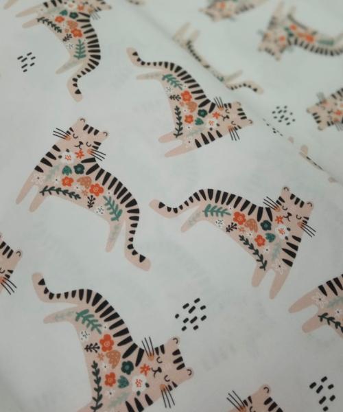 Popelín Estampado Gata
